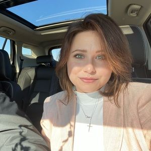 Meet your Posher, Melissa